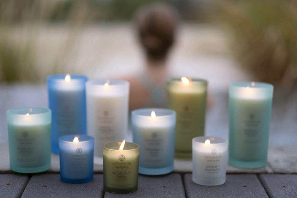 Chesapeake Bay Candle Scented Candle Peace + Tranquility (cashmere jasmine) 3-Wick Coffee Table Jar